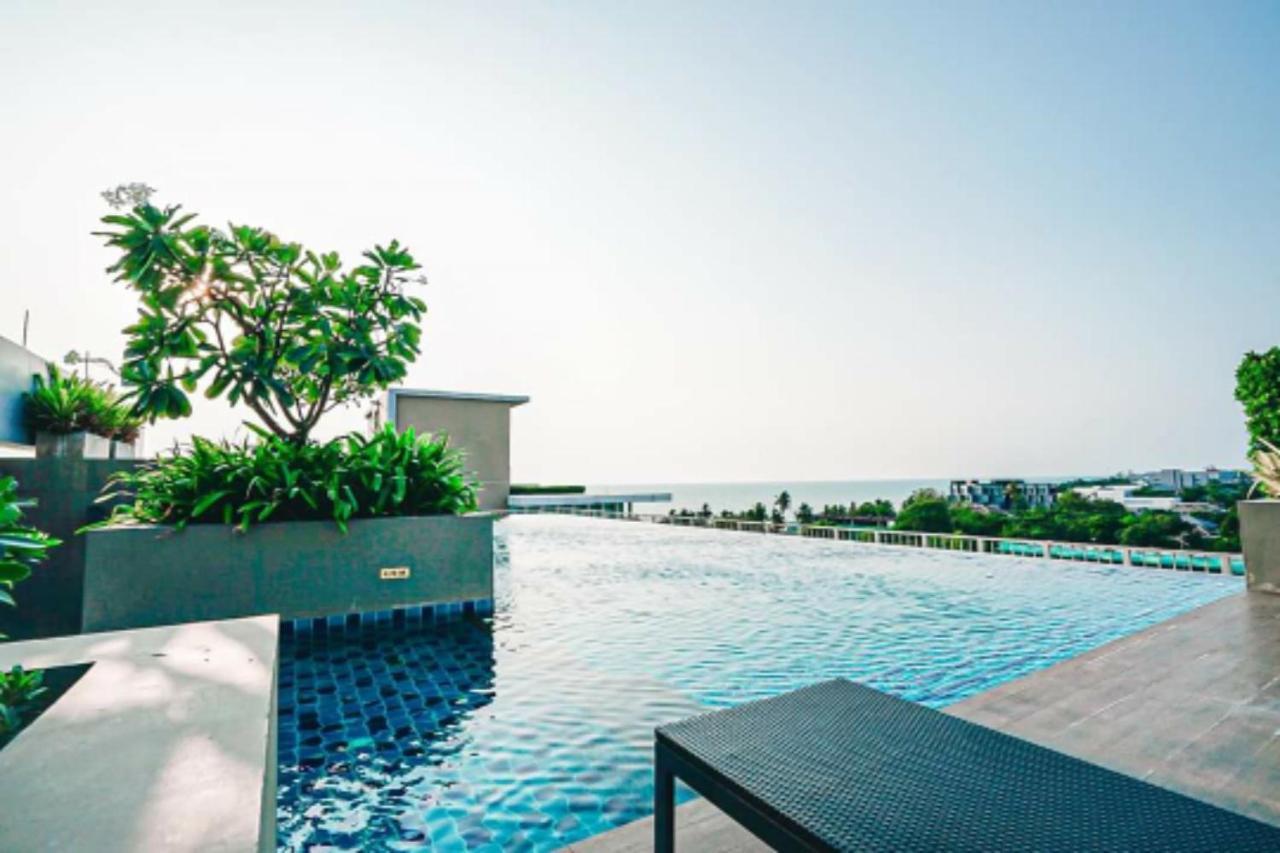 Sweet Seaview Flr6 With Toproop Pool Flr7 At The Blux Bangsaen Экстерьер фото